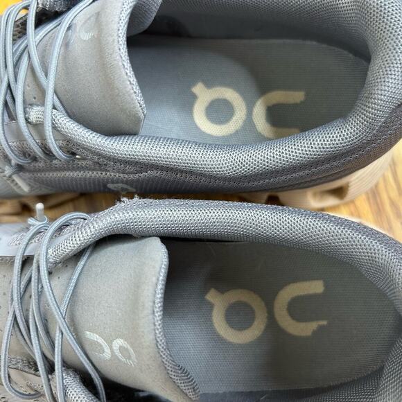 On Cloud Grey Sneaker Women's Size 8 Running Athlete Shoe - Picture 5 of 9